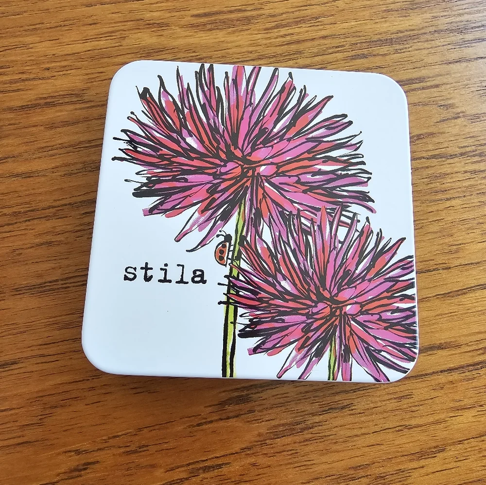 **New in Box** Stila Pocket Play Shadow Pallet Pretty Petal Metallic